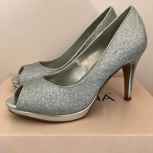 Amiana Sparkle Heels